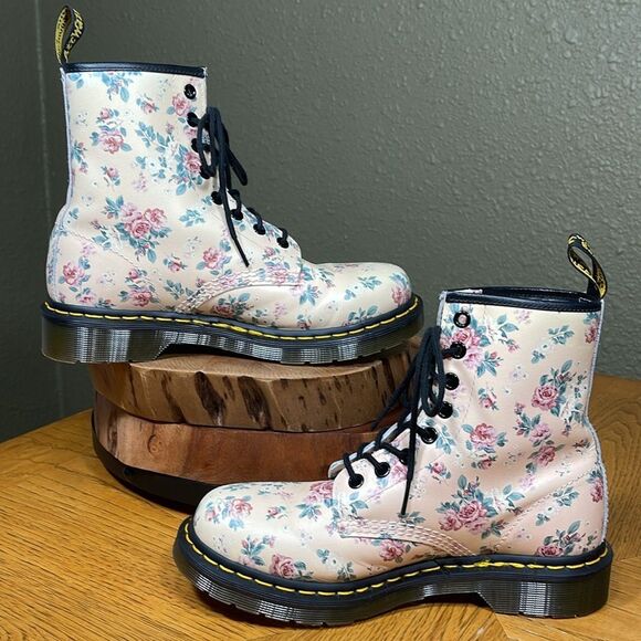DR. MARTENS VINTAGE ROSE BOOTS - Picture 3 of 13